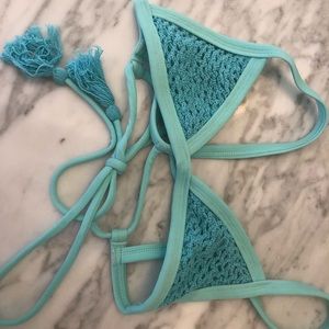 Posh pua crochet bikini turquoise too and bottoms!
